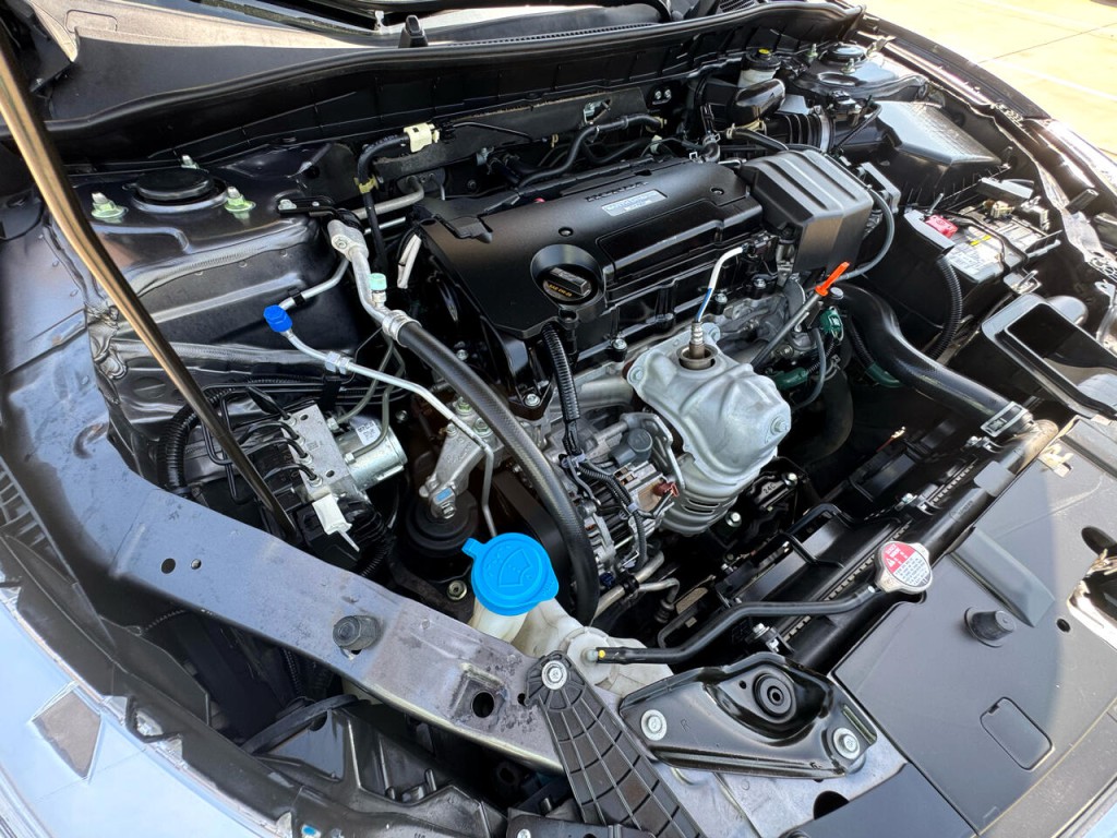 2017 Honda Accord Image 56