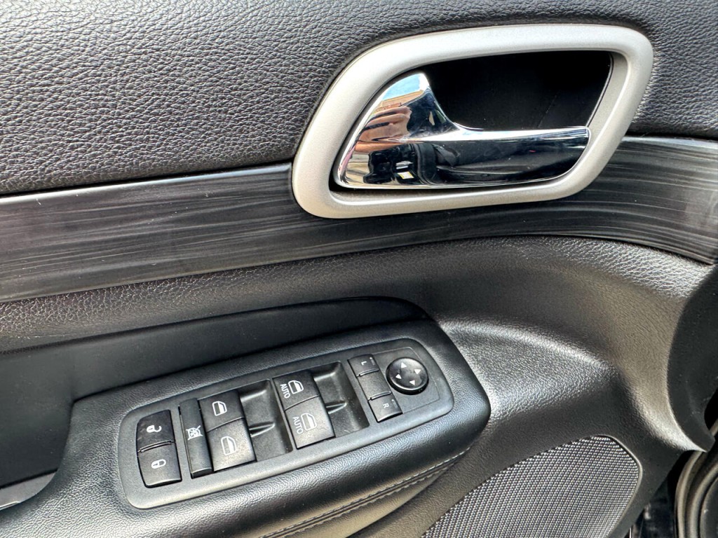 2020 Jeep Grand Cherokee Image 16