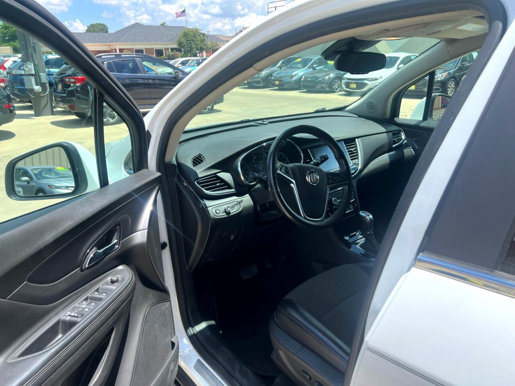 2019 Buick Enclave Image 11