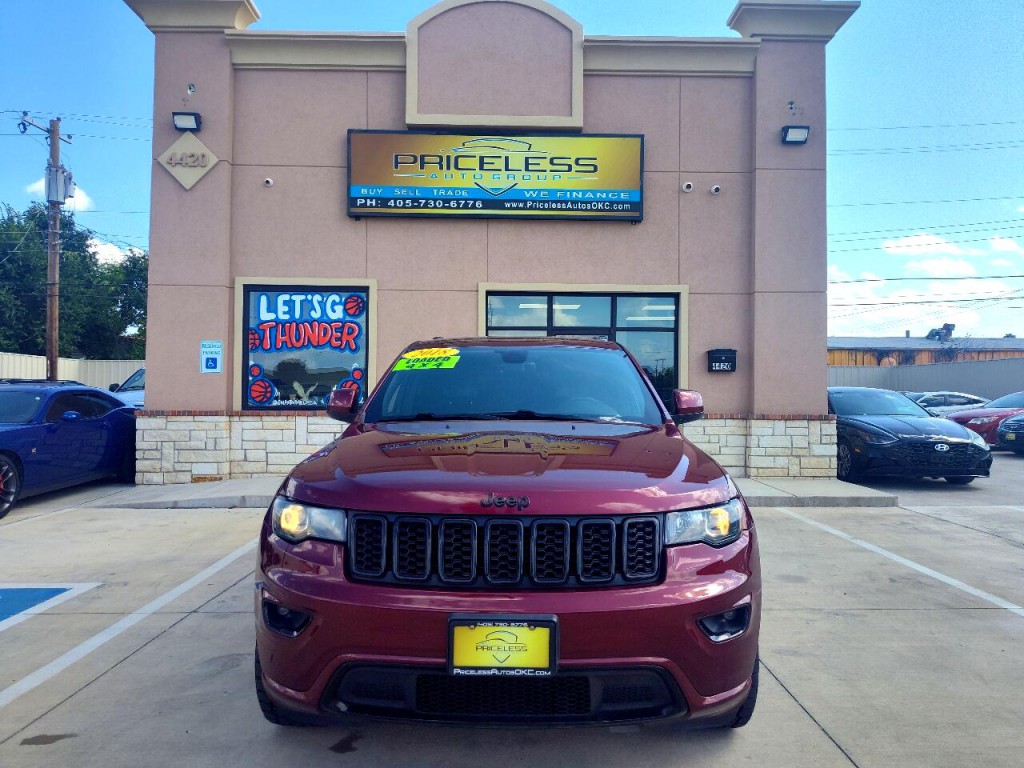 2018 Jeep Grand Cherokee Image 2