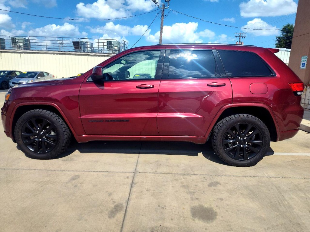 2018 Jeep Grand Cherokee Image 9