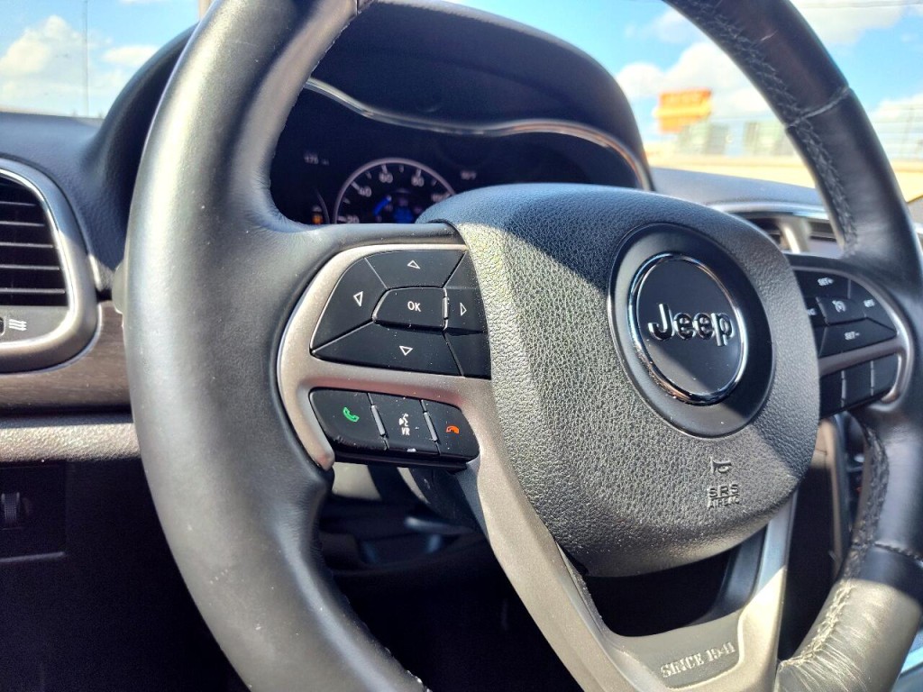 2018 Jeep Grand Cherokee Image 16
