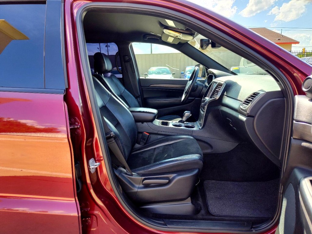 2018 Jeep Grand Cherokee Image 38