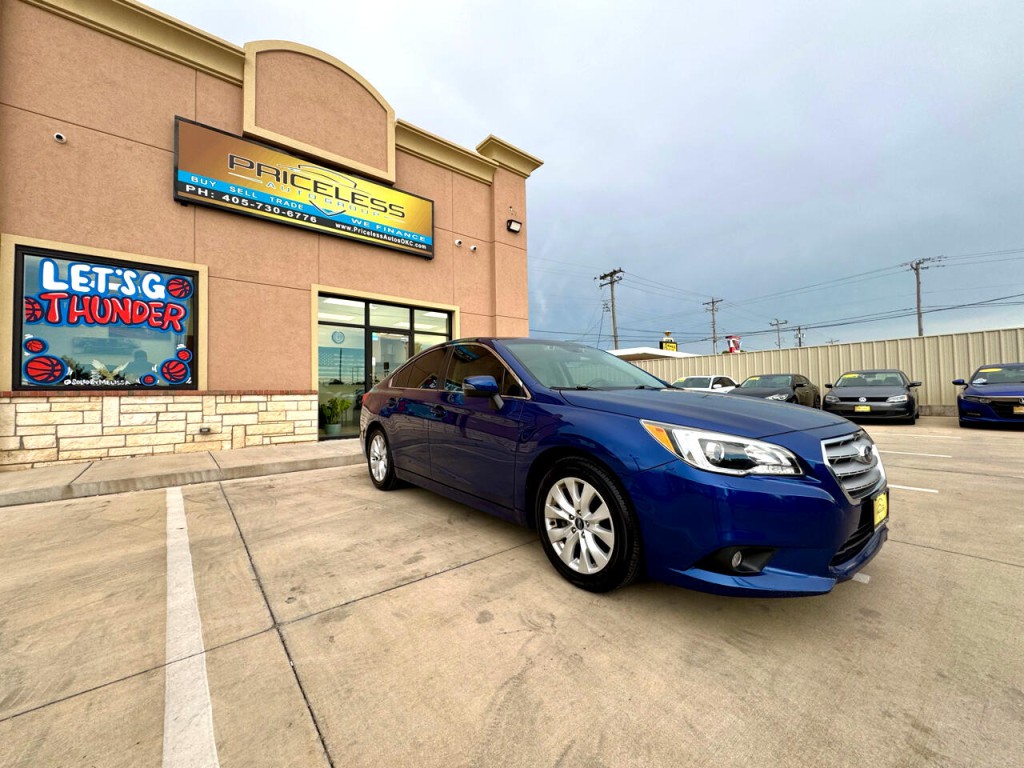 2016 Subaru Legacy Image 2