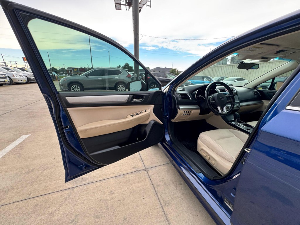 2016 Subaru Legacy Image 13