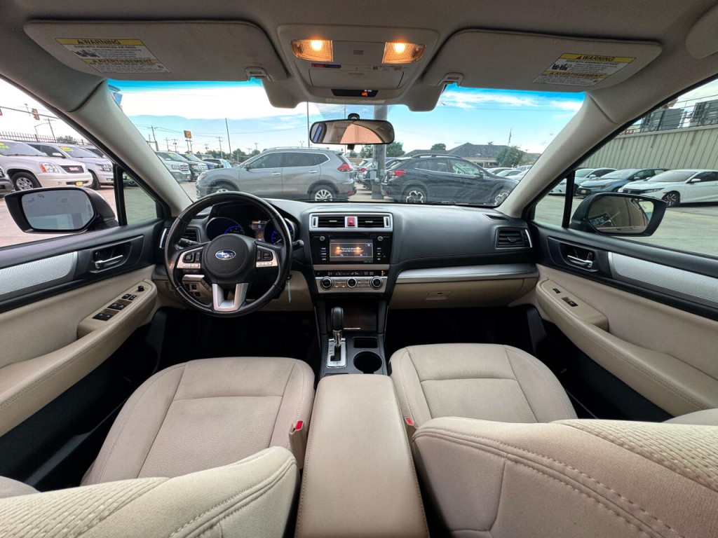 2016 Subaru Legacy Image 38