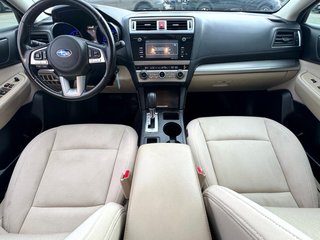 2016 Subaru Legacy Image 39