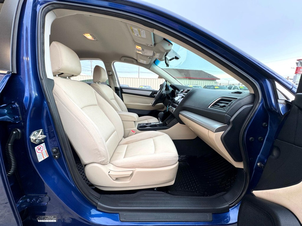 2016 Subaru Legacy Image 47
