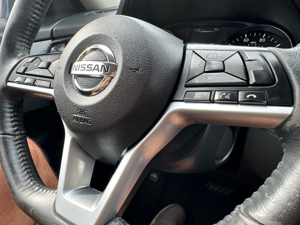 2017 Nissan Rogue Image 20