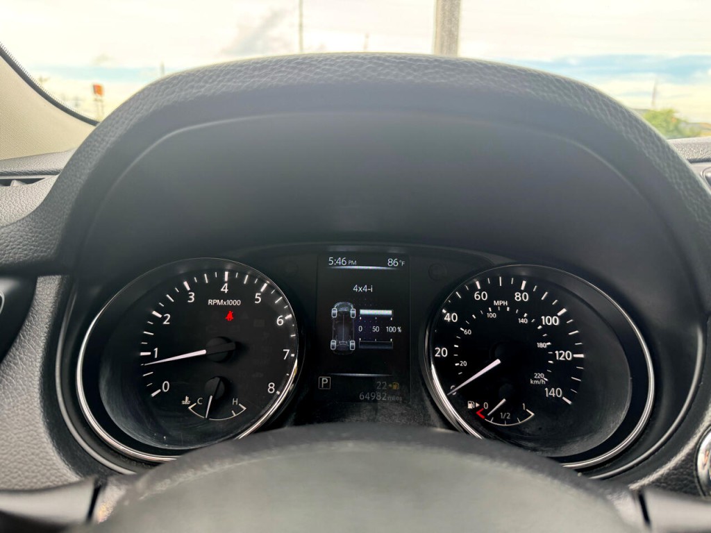 2017 Nissan Rogue Image 22