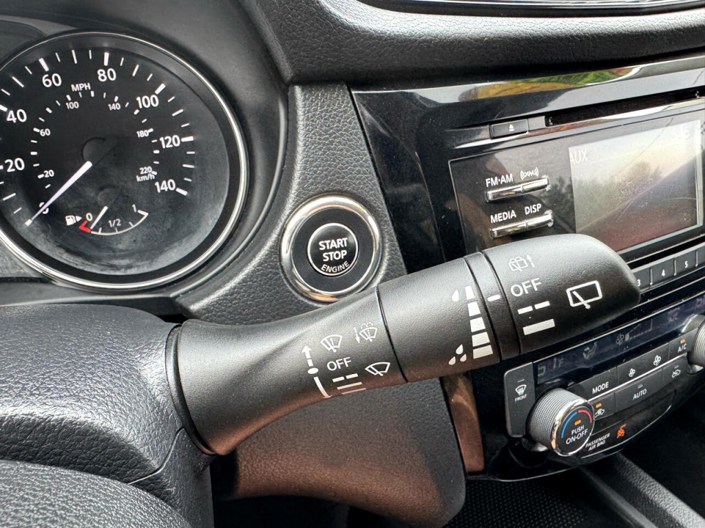 2017 Nissan Rogue Image 23