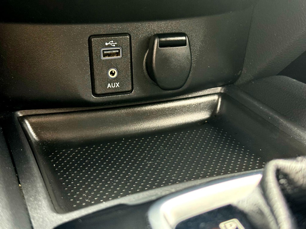 2017 Nissan Rogue Image 31