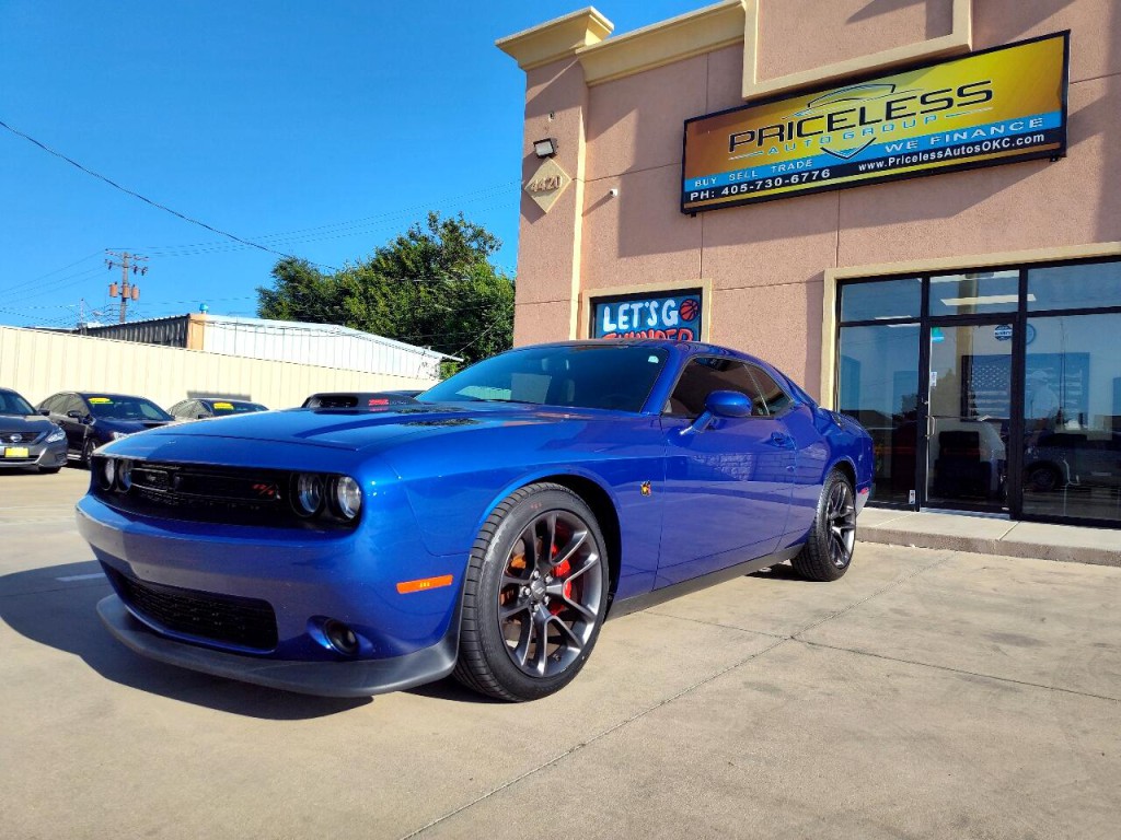 2021 Dodge Challenger Image 9