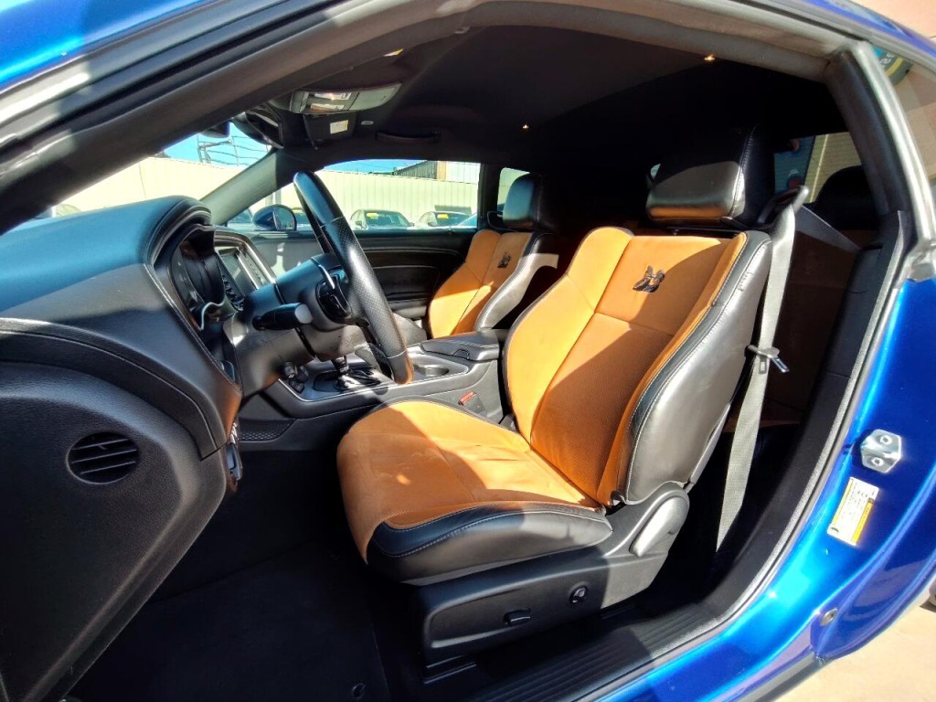 2021 Dodge Challenger Image 17