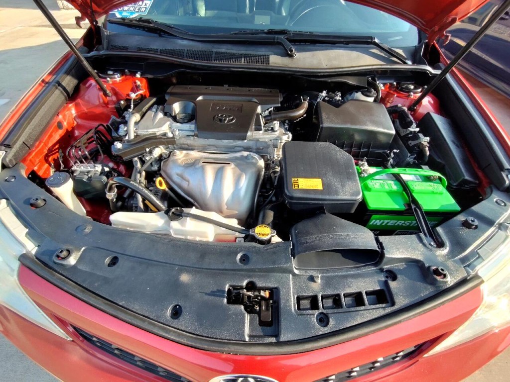 2012 Toyota Camry Image 40