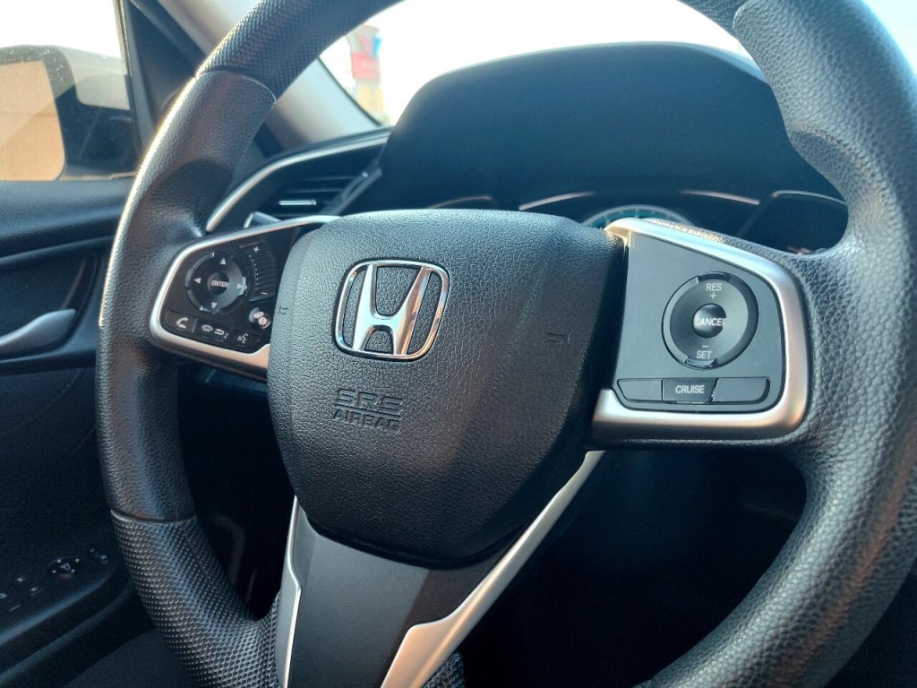 2016 Honda Civic Image 16
