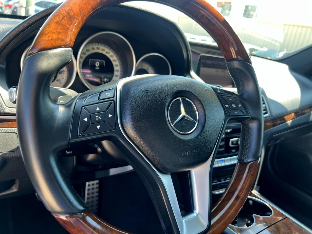 2014 Mercedes-Benz E-Class Image 18