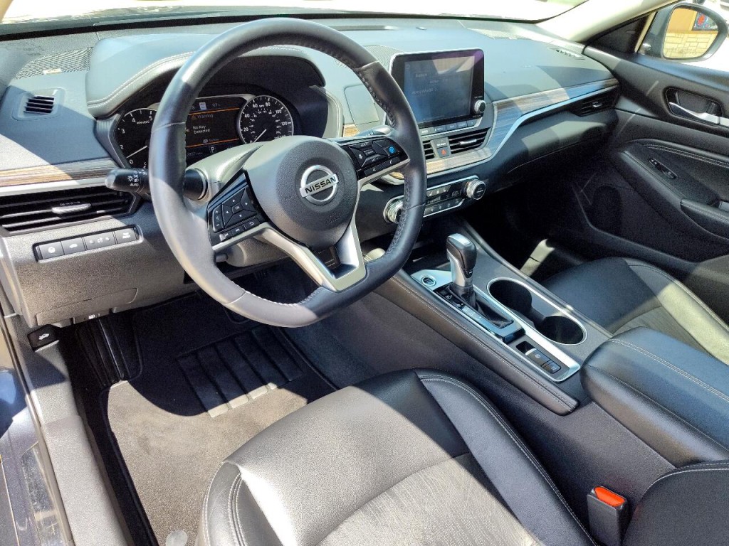 2019 Nissan Altima Image 14