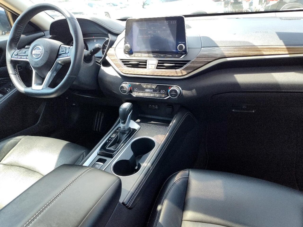 2019 Nissan Altima Image 30