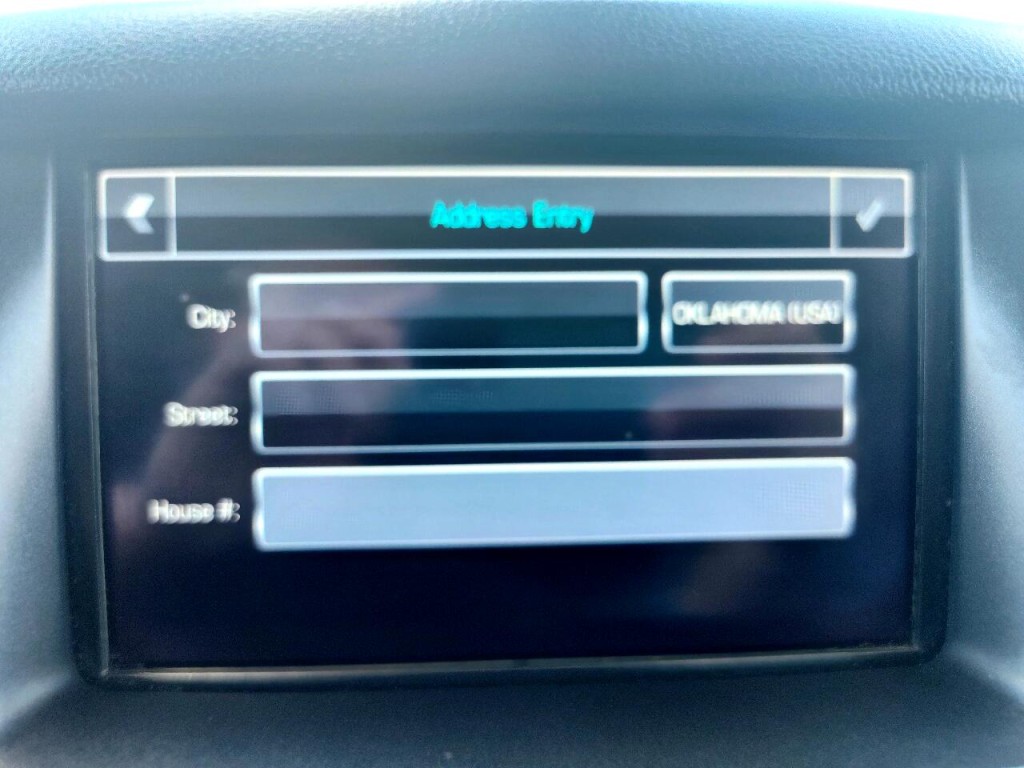 2020 Chevrolet Suburban Image 24