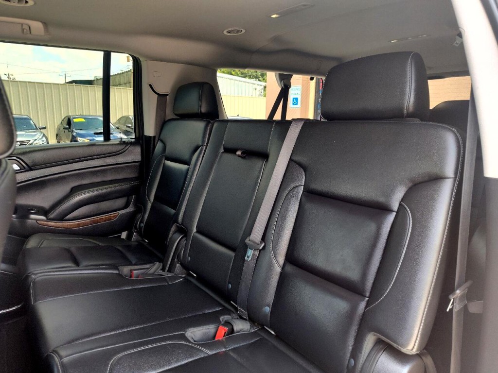 2020 Chevrolet Suburban Image 31