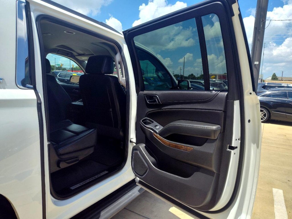 2020 Chevrolet Suburban Image 36