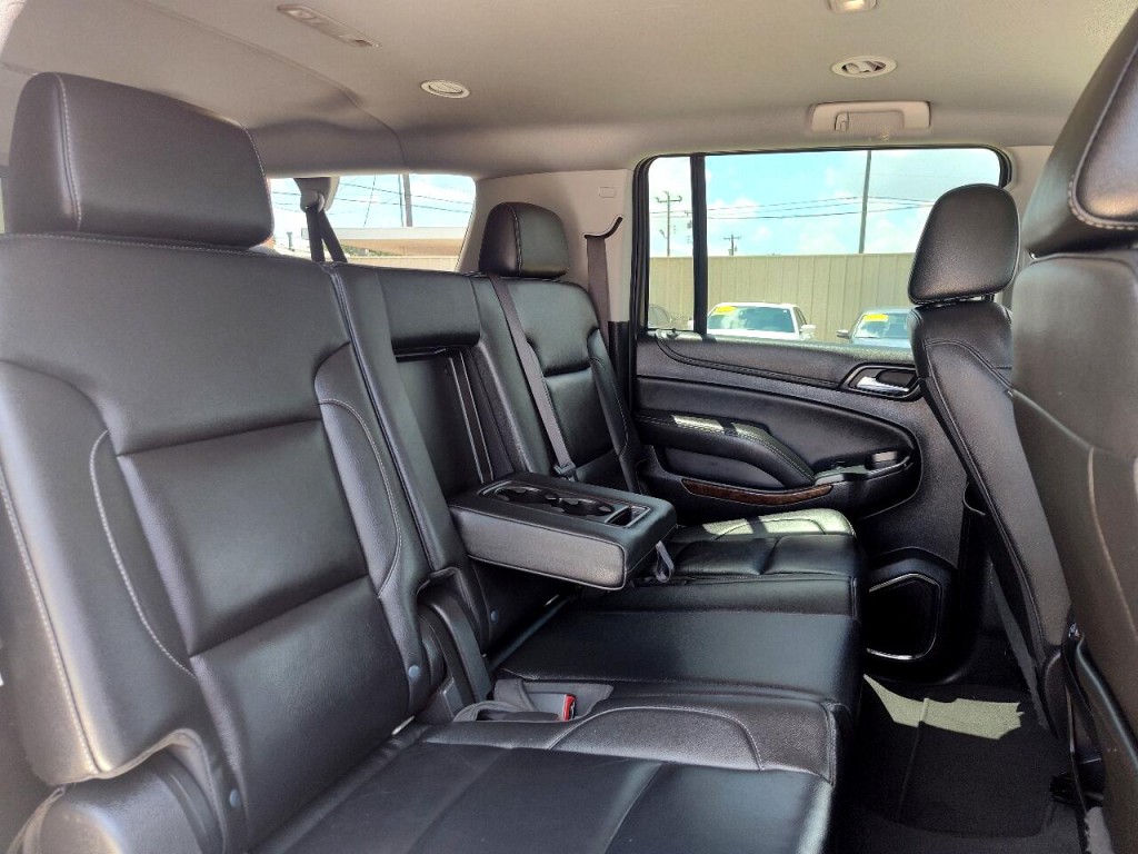2020 Chevrolet Suburban Image 39