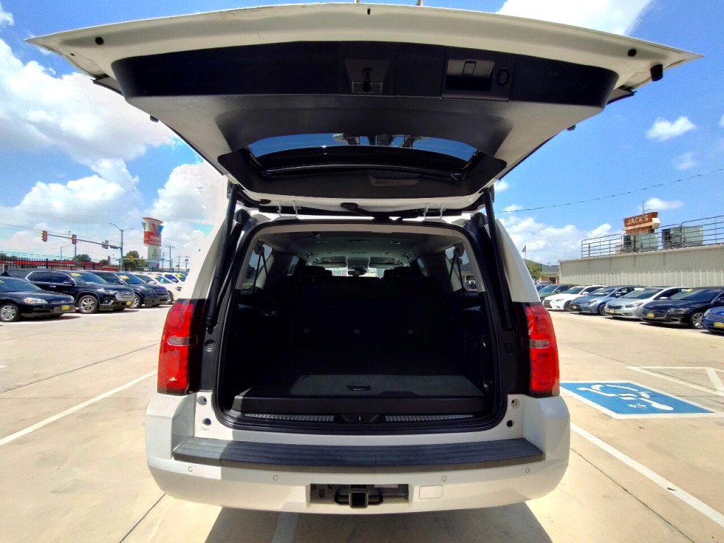 2020 Chevrolet Suburban Image 41