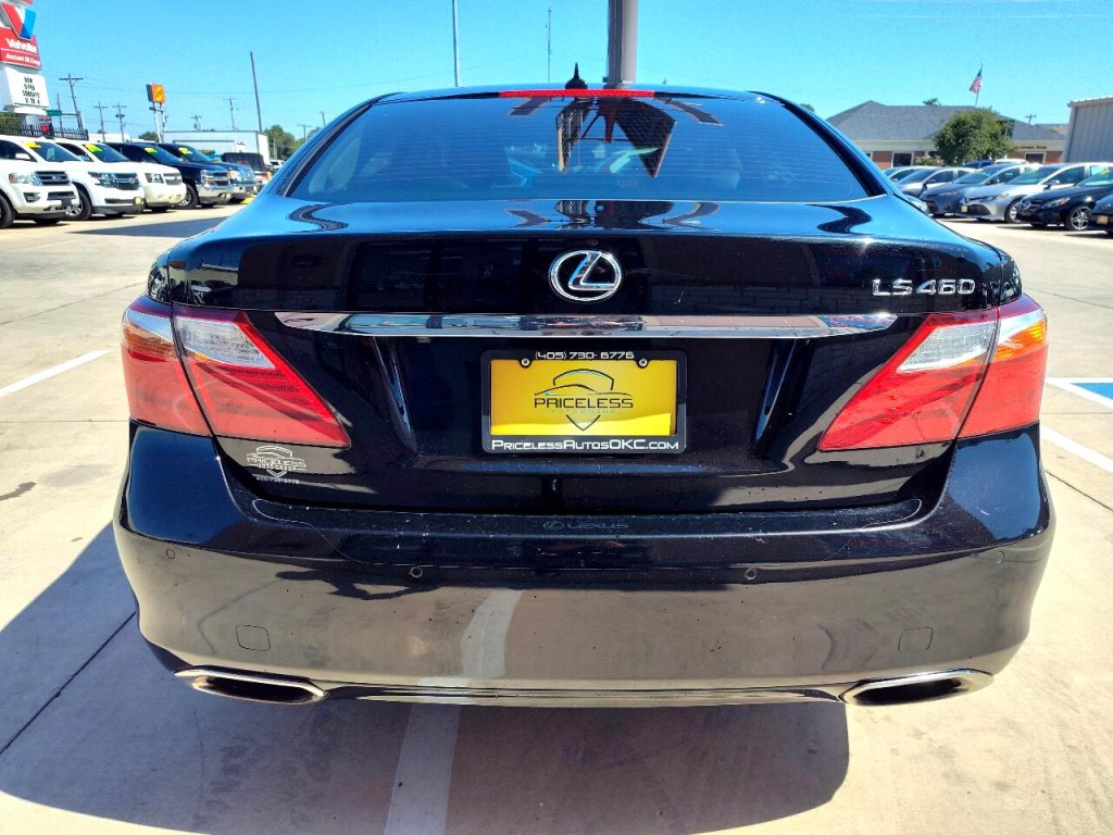 2011 Lexus LS 460 Image 6