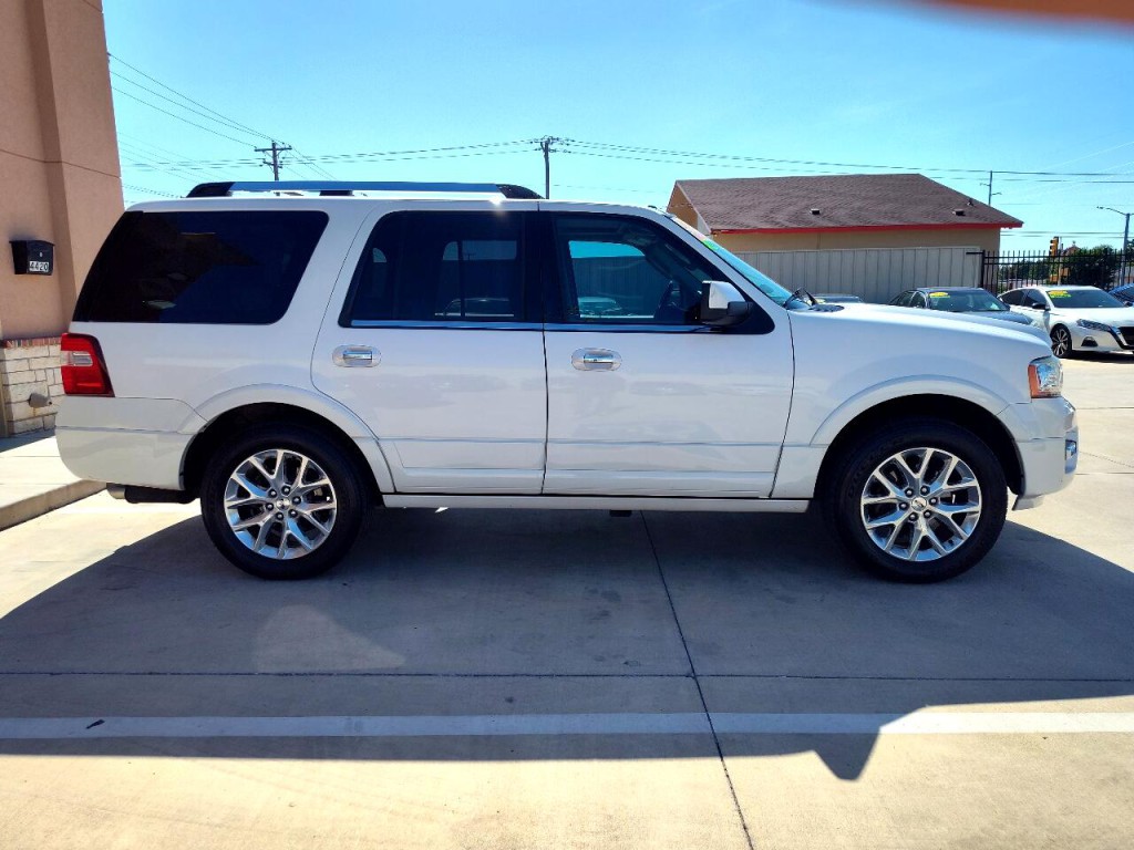2015 Ford Expedition Image 4