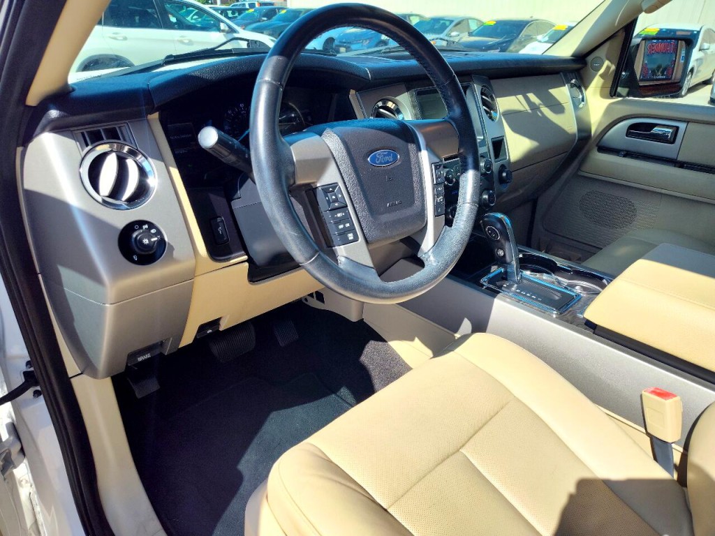 2015 Ford Expedition Image 12