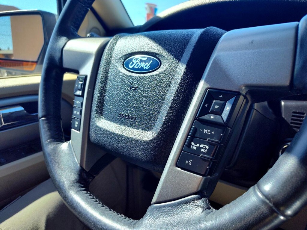 2015 Ford Expedition Image 16