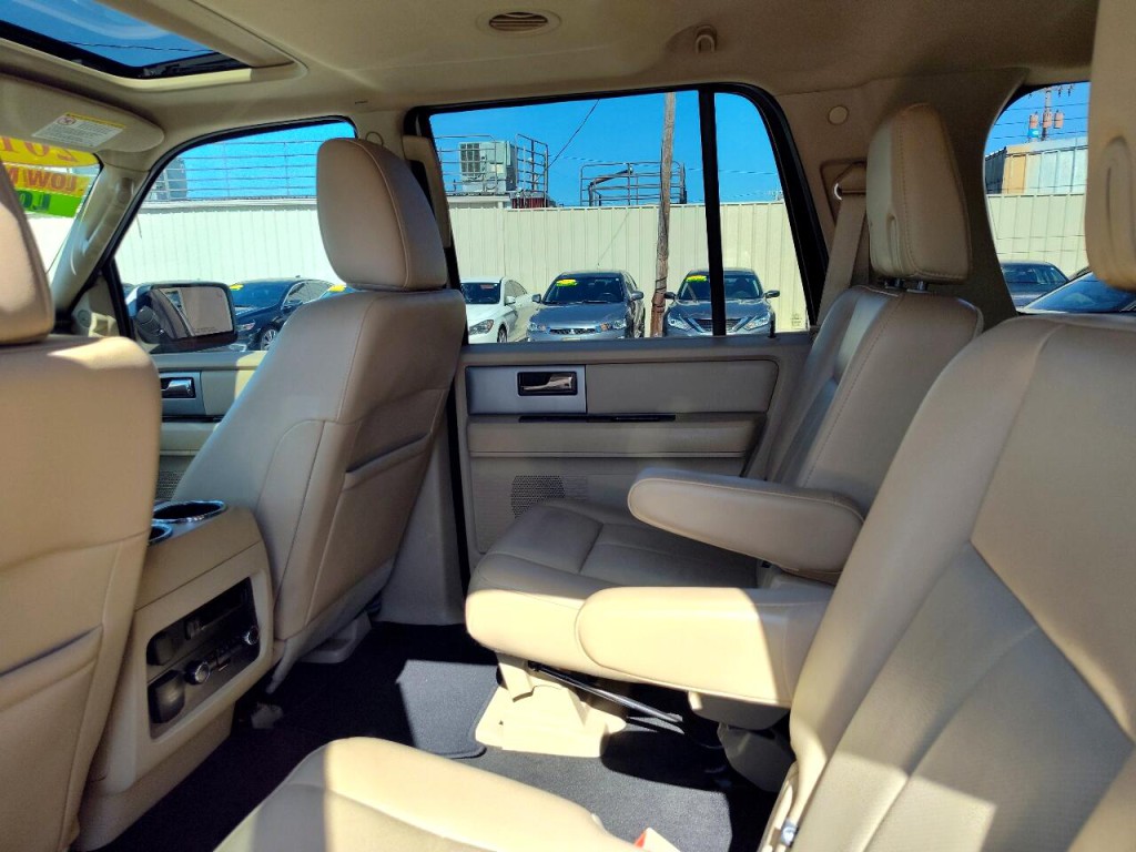 2015 Ford Expedition Image 26
