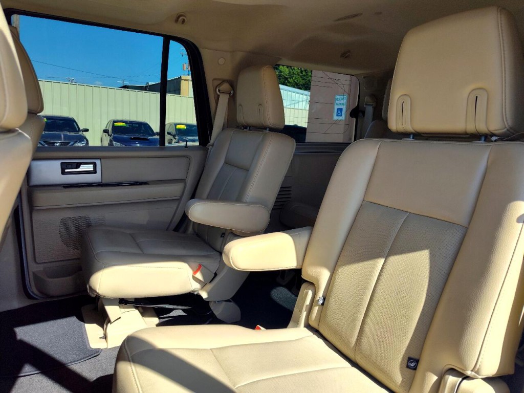 2015 Ford Expedition Image 28