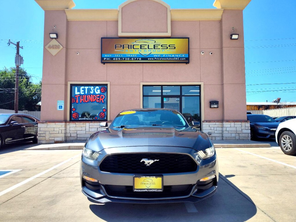2017 Ford Mustang Image 2