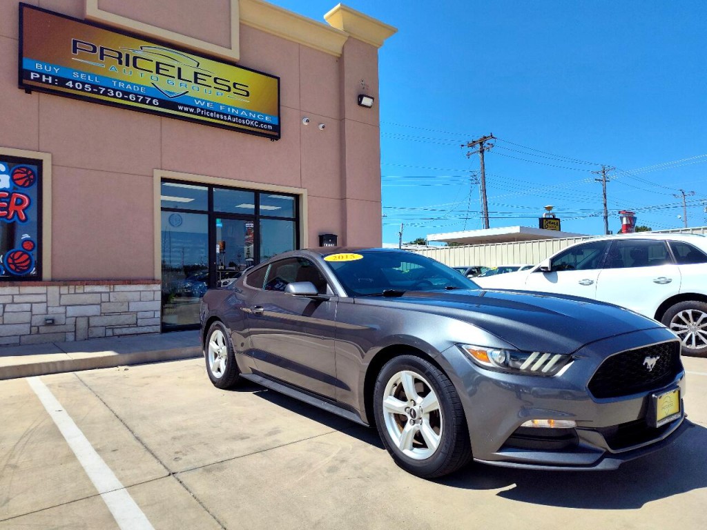 2017 Ford Mustang Image 3