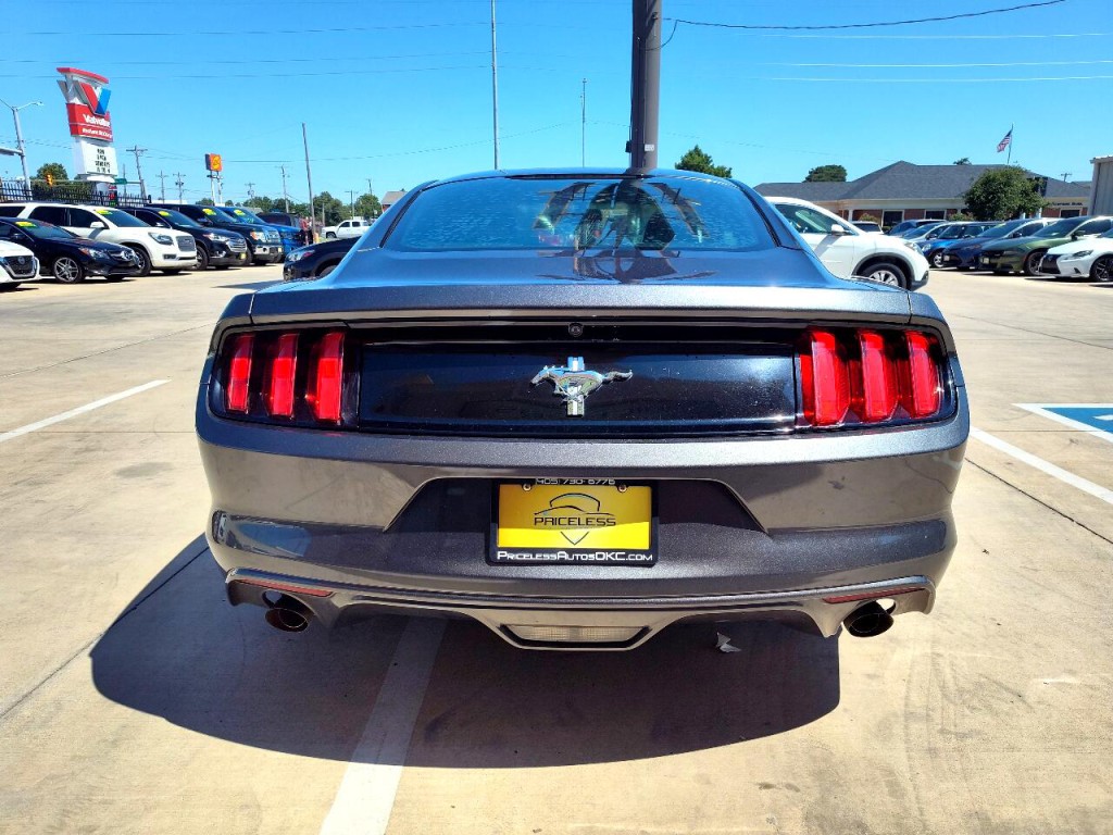 2017 Ford Mustang Image 6
