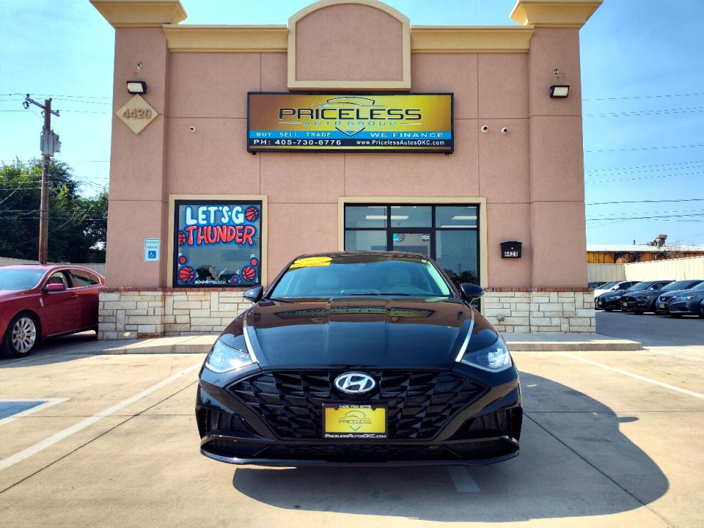 2021 Hyundai Sonata Image 2