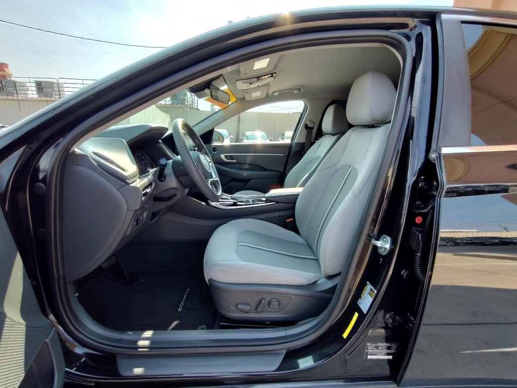 2021 Hyundai Sonata Image 12