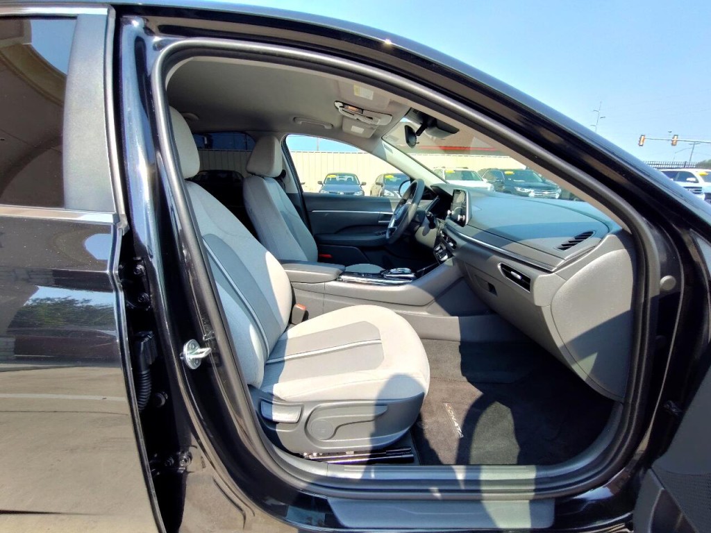 2021 Hyundai Sonata Image 36