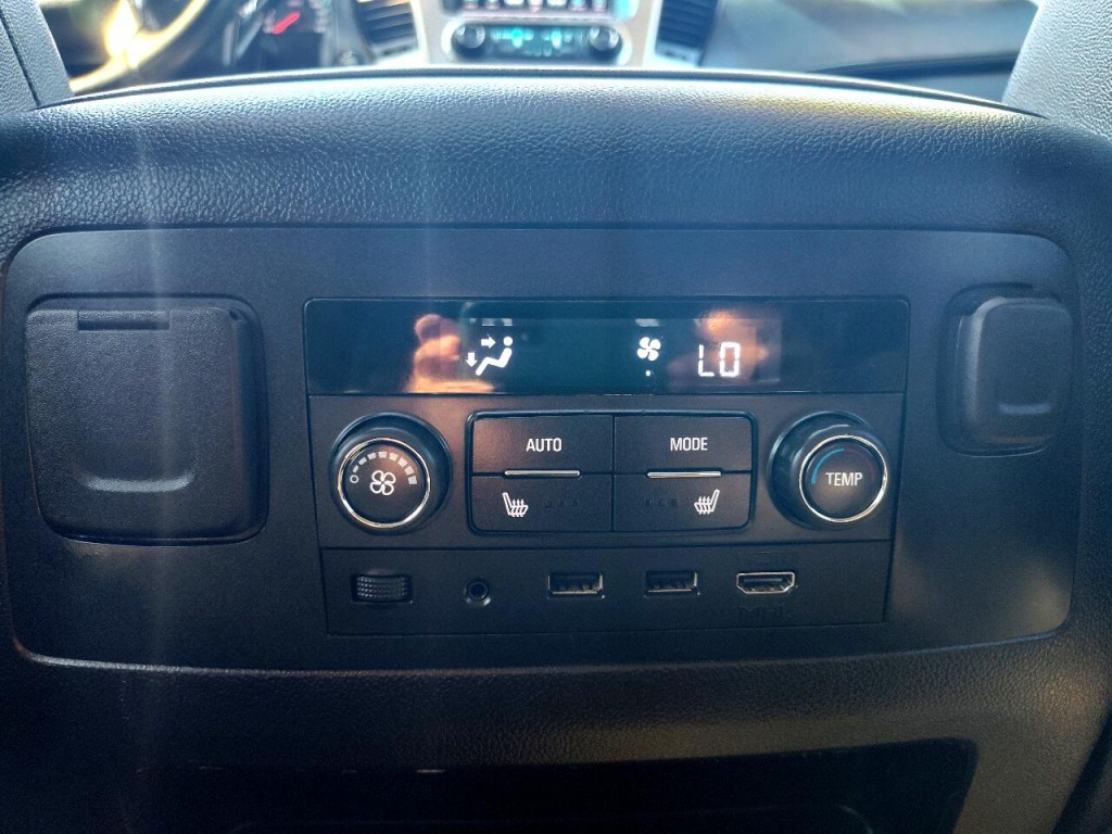 2018 Chevrolet Tahoe Image 32