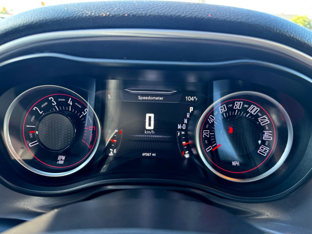 2019 Dodge Challenger Image 21