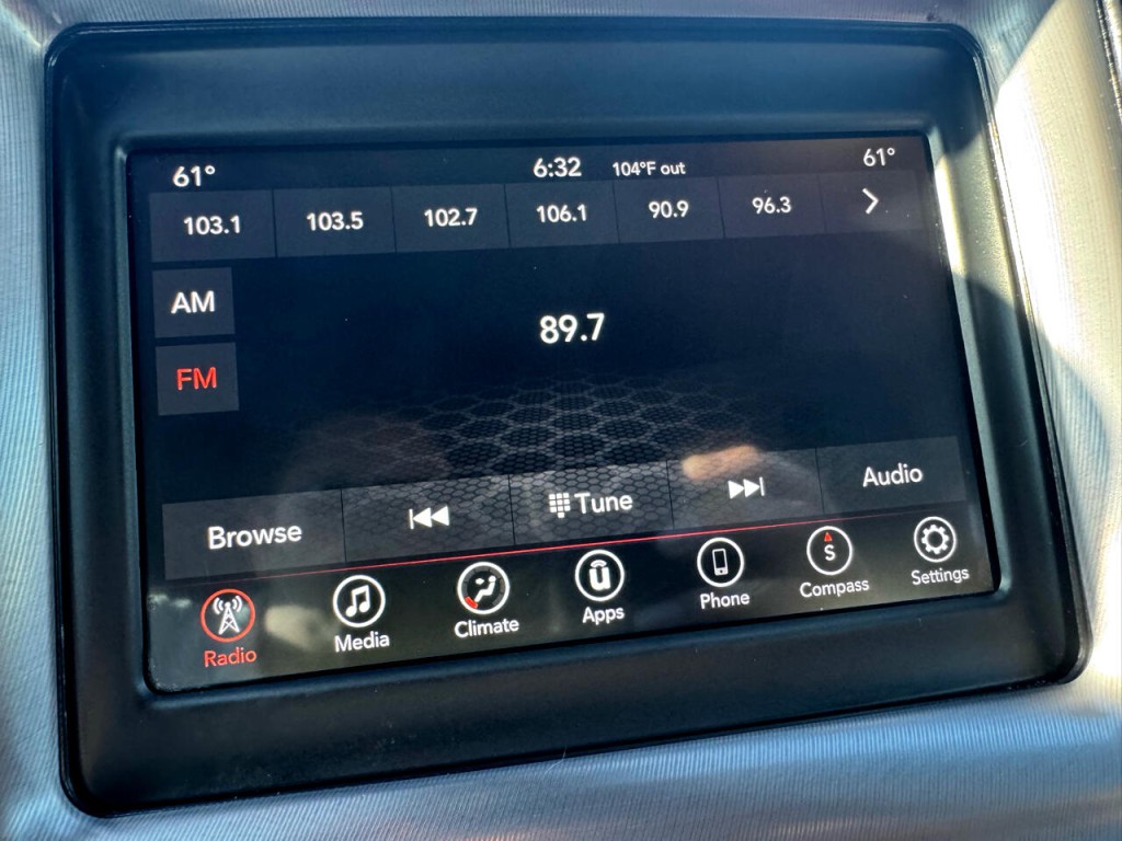 2019 Dodge Challenger Image 29