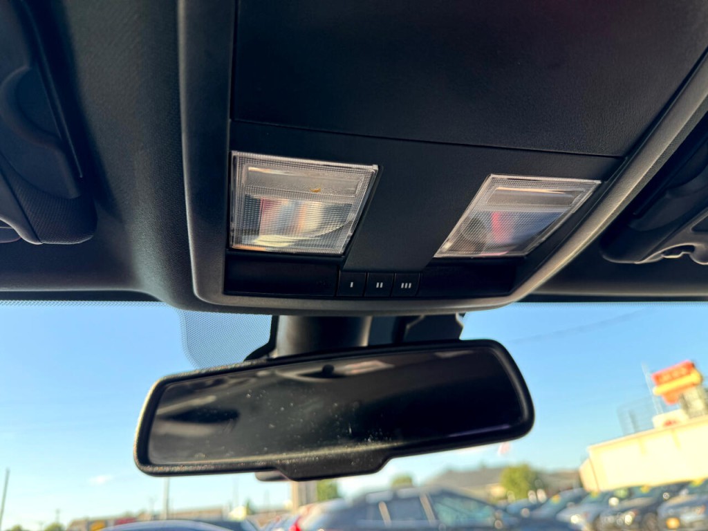 2019 Dodge Challenger Image 35