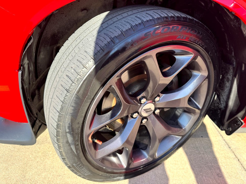 2019 Dodge Challenger Image 45