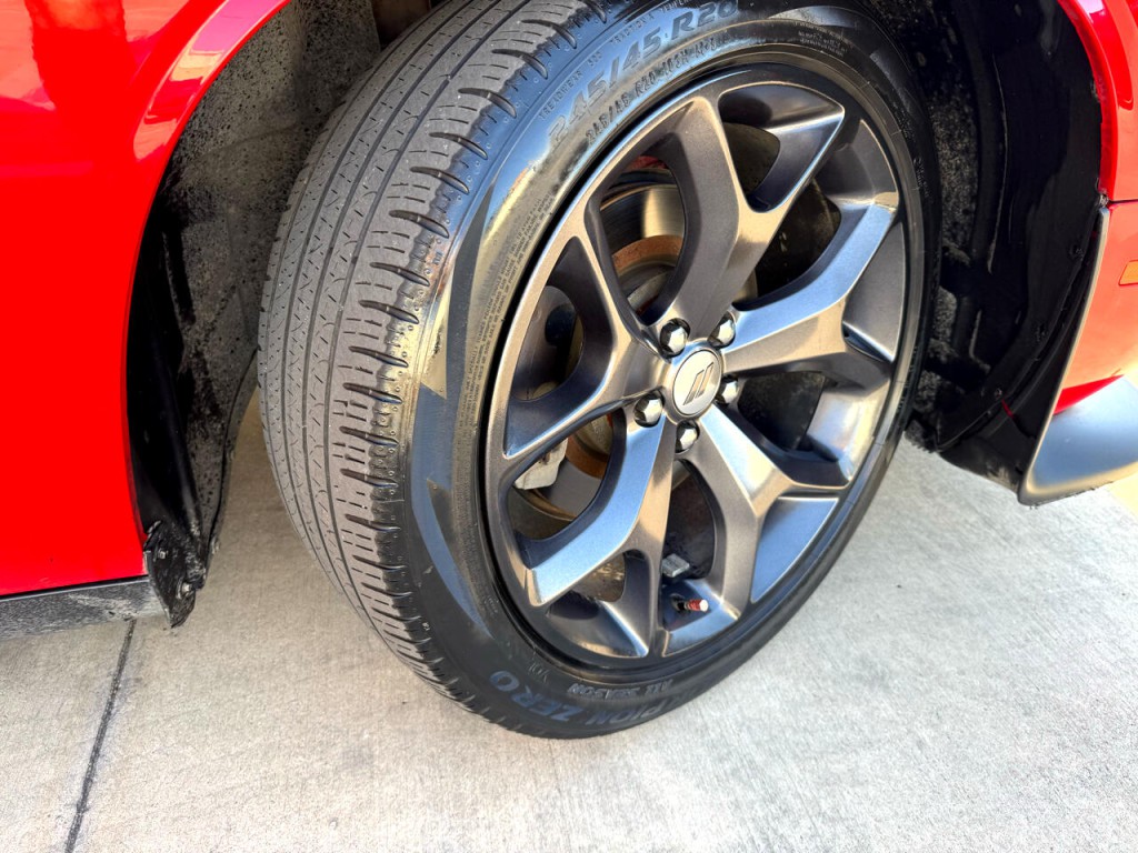 2019 Dodge Challenger Image 46