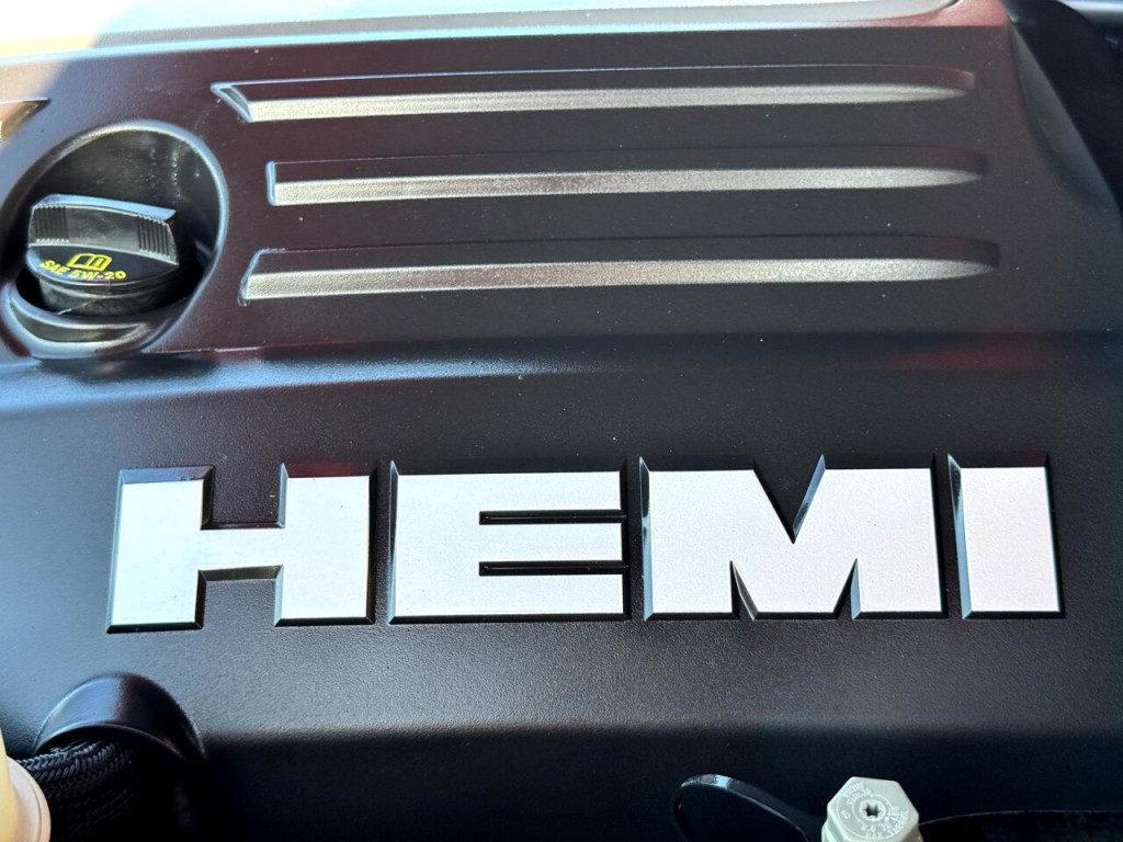 2019 Dodge Challenger Image 52