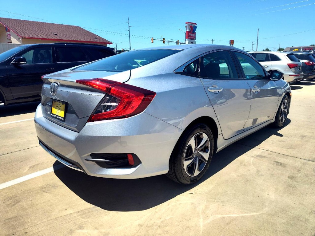2019 Honda Civic Image 6