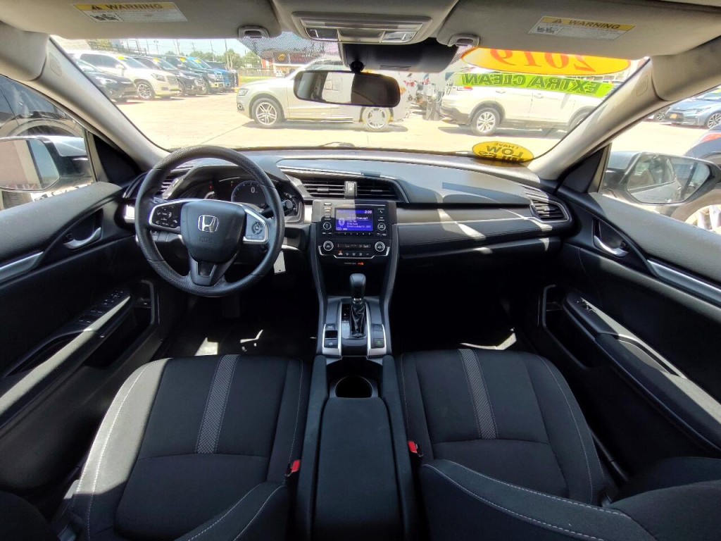 2019 Honda Civic Image 27