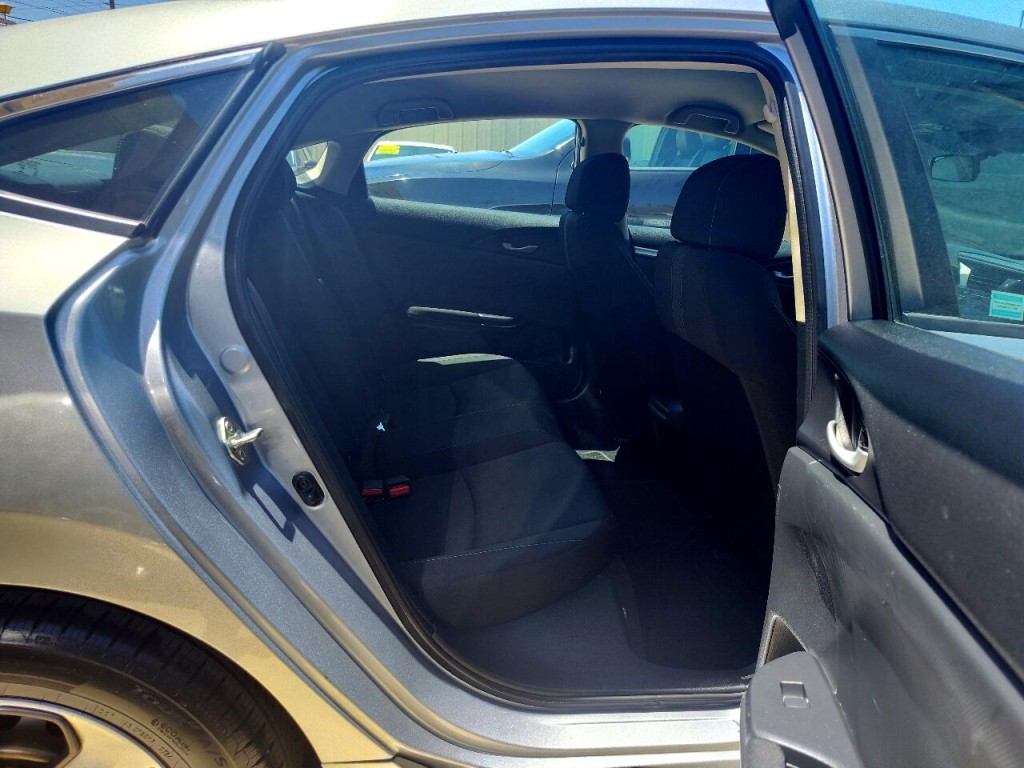 2019 Honda Civic Image 30